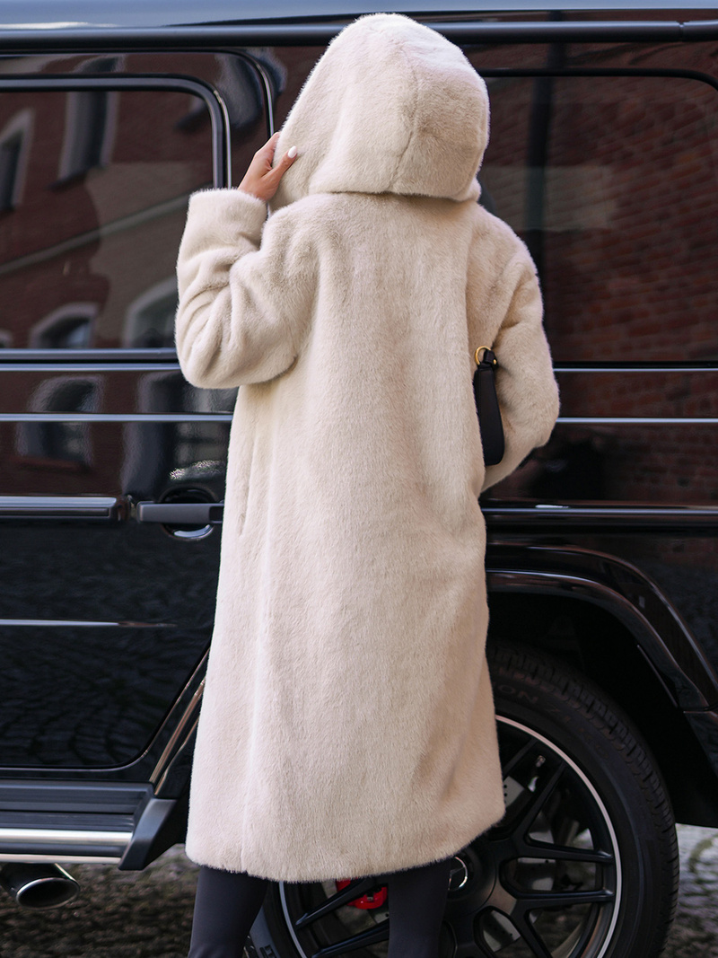 Geacă de iarnă din blană pentru femei bej OZONEE JS/11Z8250