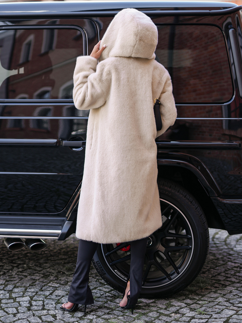 Geacă de iarnă din blană pentru femei bej OZONEE JS/11Z8250